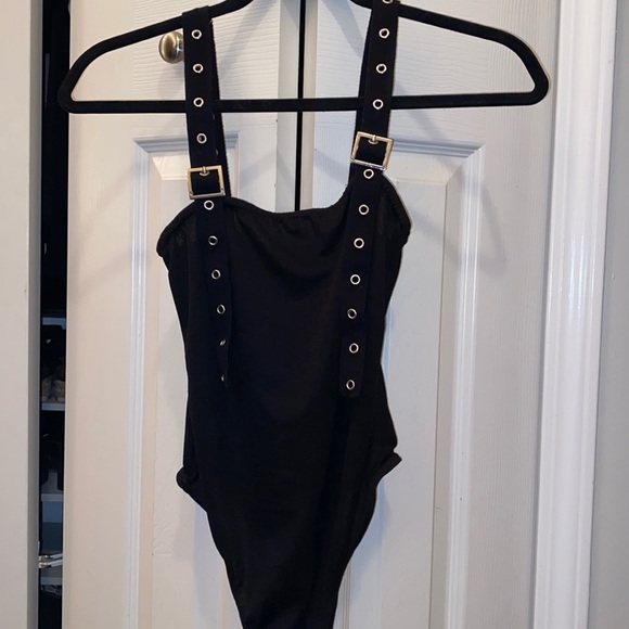Pretty Little Thing Bodysuit - Picture 2 of 2